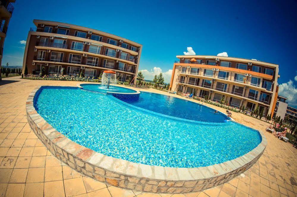 Holiday Fort Golf Club ซันนีบีช ภายนอก รูปภาพ