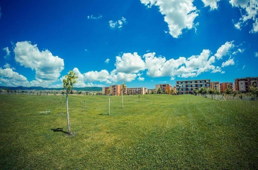 Holiday Fort Golf Club ซันนีบีช ภายนอก รูปภาพ